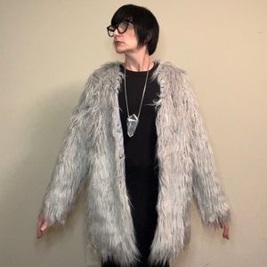 Super fun oversized fuzzy grey coat! 😎